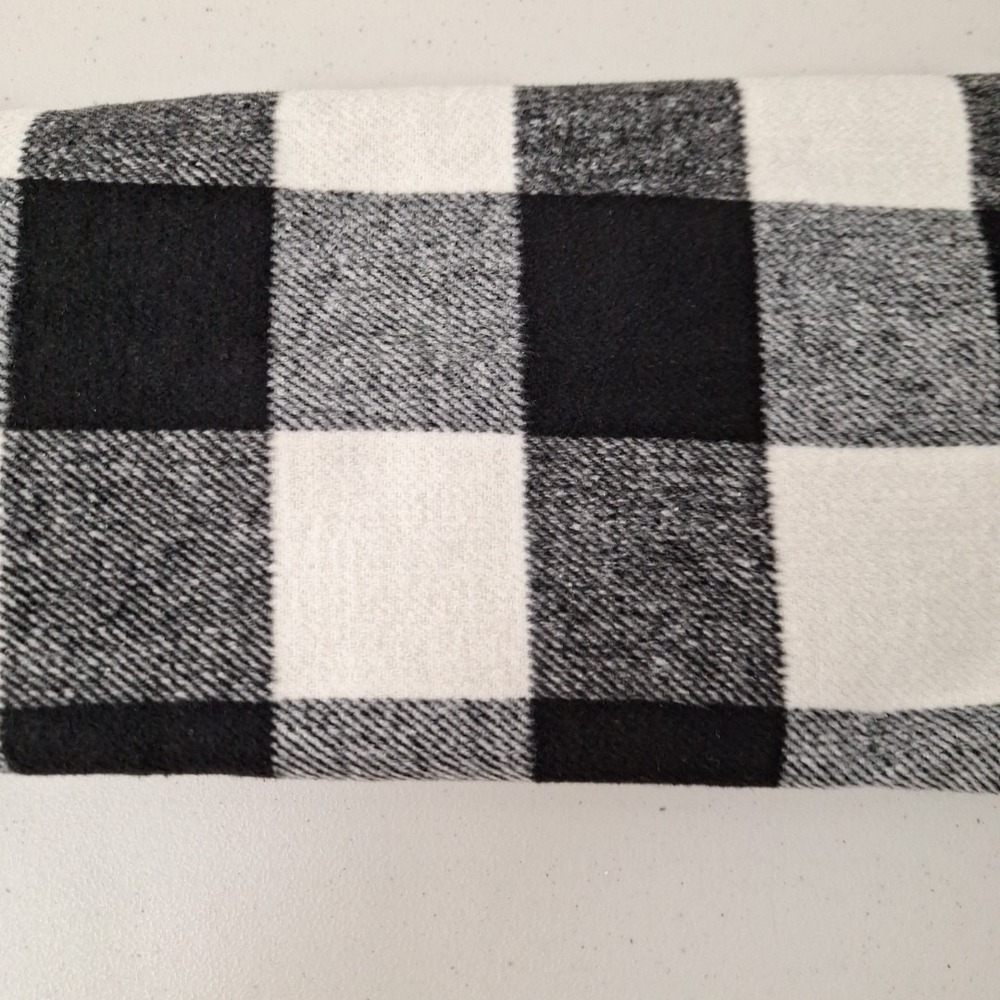 The Christmas Shoppe Tree Skirt Black and White‎ Buffalo Plaid 48"  NEW - Picture 6 of 9
